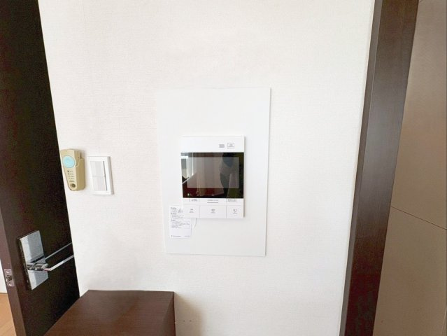 ベンタナヒルズ篠栗 6号館のセキュリティ|来客の様子が見えて安心のモニター付きインターホンです！