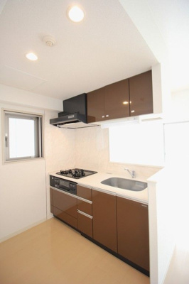 【キッチン】 | グリンヒル本郷元町 | コンパクトなキッチンで掃除もラクラク