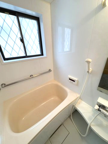 足立区江北5丁目の浴室