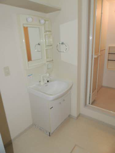 フォーレスKEI　C棟の独立洗面台|※同タイプの部屋写真です