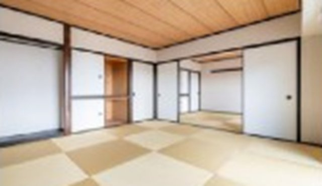 中山五月台住宅２６号棟の和室|柔らかい畳が心地よい和室