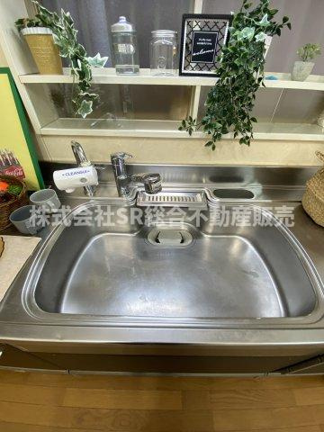 若江本町3丁目中古戸建のキッチン|洗い物をするには十分な広さのあるシンクです！