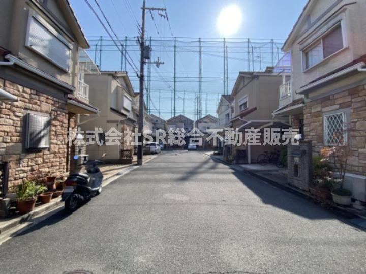 若江本町3丁目中古戸建の前面道路含む現地写真|前面道路含む現地写真です