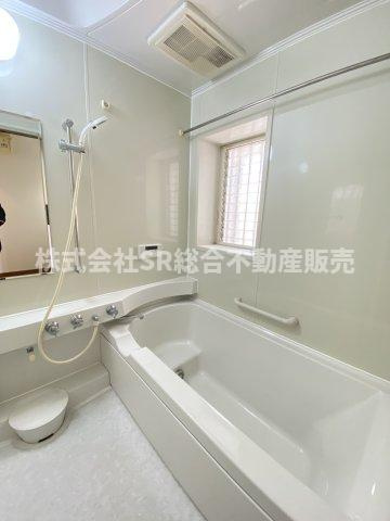 若江本町3丁目中古戸建の浴室|足を伸ばしてゆったりと浸かれます♪