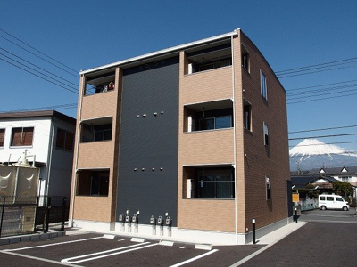 【外観】 | リリアヴィータ | 外はこのようになっています