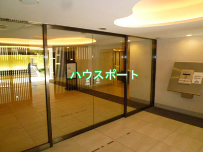 【エントランス】 | 四条烏丸クロスマーク