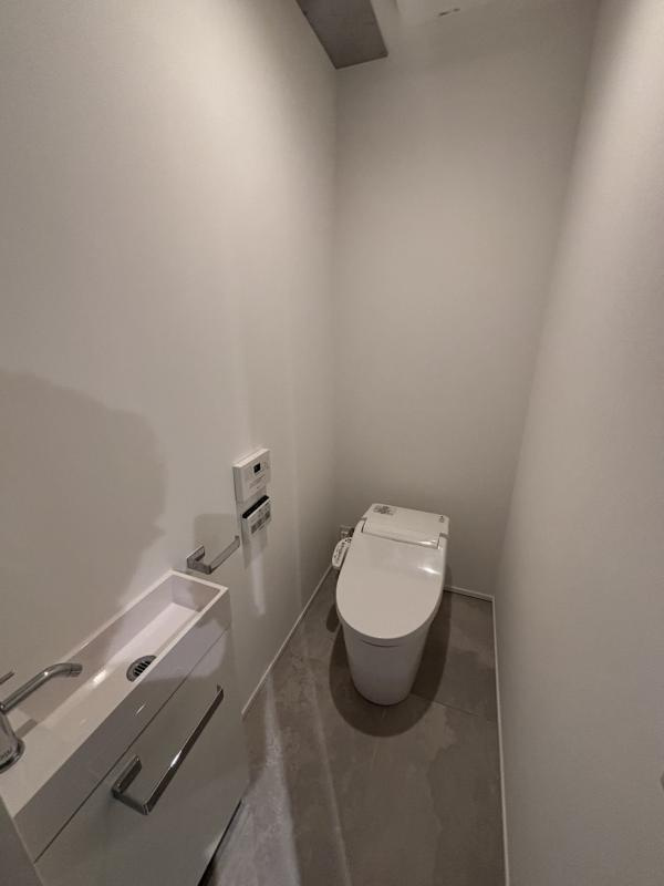ルクール市ヶ谷払方町(旧ARK HOUSE 市ヶ谷払方町)のトイレ|トイレ