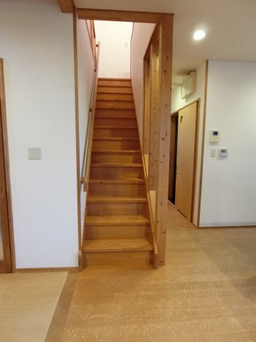 大篠津中古物件　建物2棟の内装