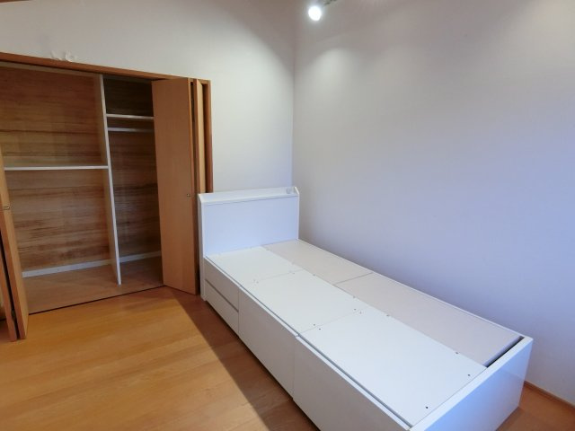 大篠津中古物件　建物2棟の洋室