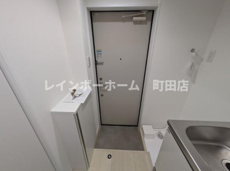 アザーレ・ソーニョ座間※初期費用分割あと払いサービス利用可能物件の玄関