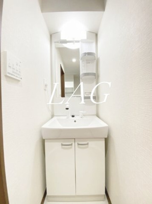 【独立洗面台】 | ショコラハウゼ大塚 | 独立洗面台です。