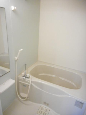 【浴室】 | ブリリアントガーデンアゼリアＢ | バス