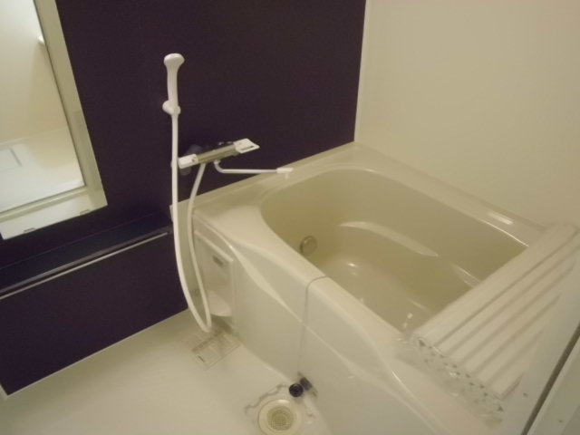 ＢＯＲＩＫＩひがしとつかの浴室