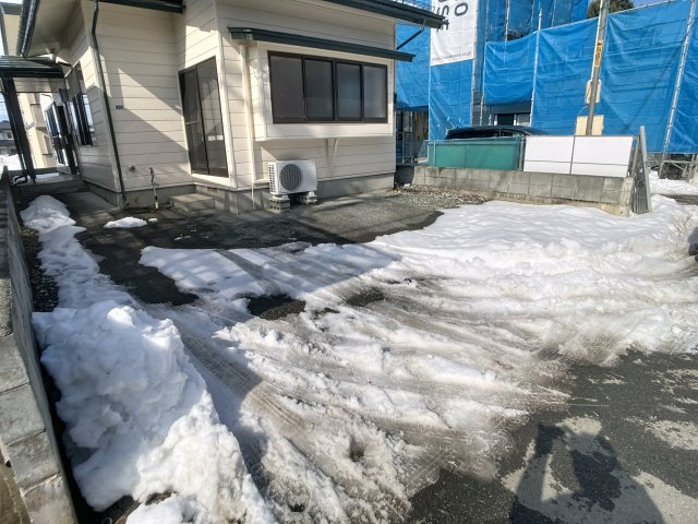 東根市中央3丁目戸建ての駐車場