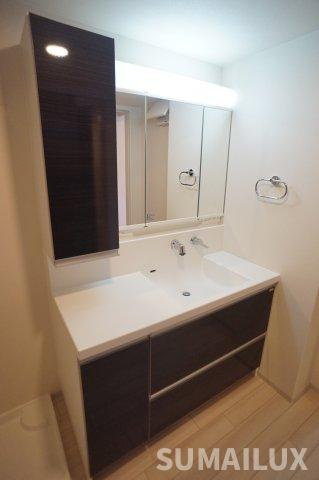 Ｌｅ．Ｌｉｅｎ広崎の洗面所