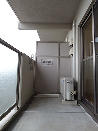 シャトー御影山手のバルコニー