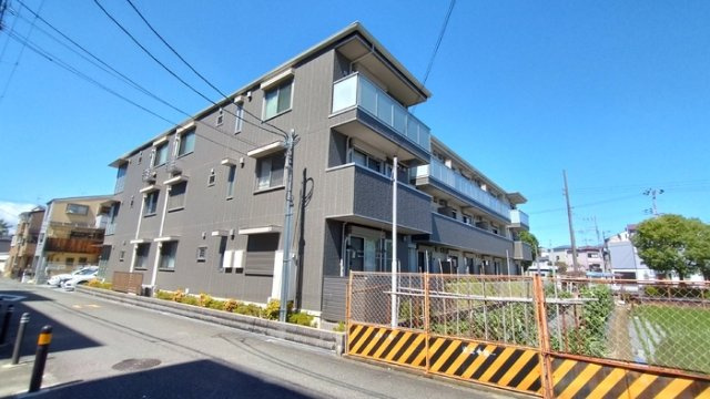 セントラルヴィレッジA棟の外観