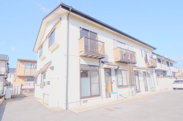 ファミールナカイⅡ