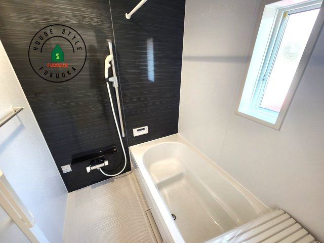 筑紫野市二日市北8丁目第6-2棟（1号棟）の浴室|浴室は一日の疲れを癒す場所だから、家族みんながゆったりできる快適設計。追い炊き機能付きオートバス。安定した温度で、いつでも快適に入浴できます。