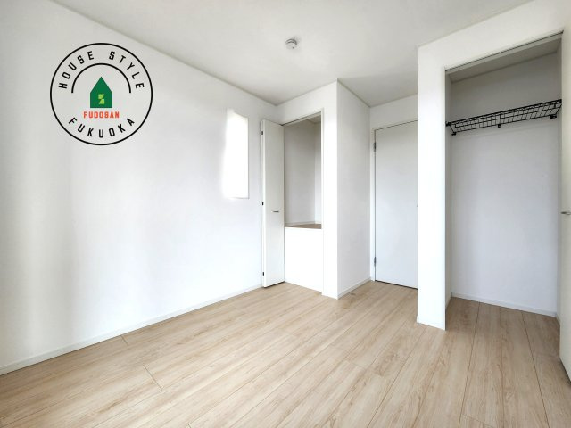 筑紫野市二日市北8丁目第6-2棟（2号棟）の内観：施工例|元気いっぱいのお子様が活躍するお部屋です。