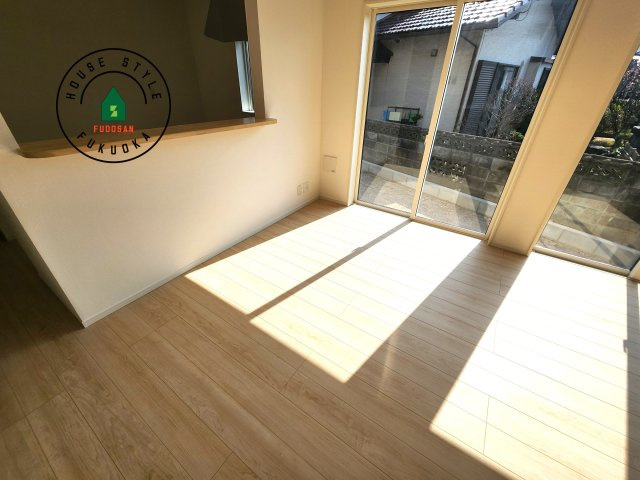 筑紫野市二日市北8丁目第6-2棟（2号棟）の内観：施工例|ダイニングとリビングのメリハリが付けやすい空間設計になっています。