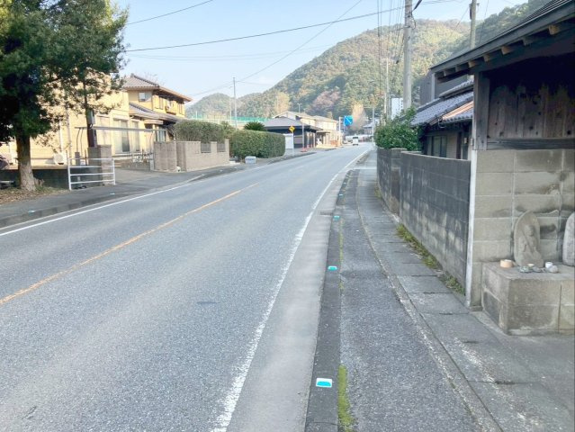 糟屋郡篠栗町大字篠栗 土地の前面道路含む現地写真|前面道路の様子です！