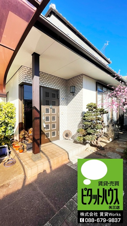 八万町法花5-8　借家