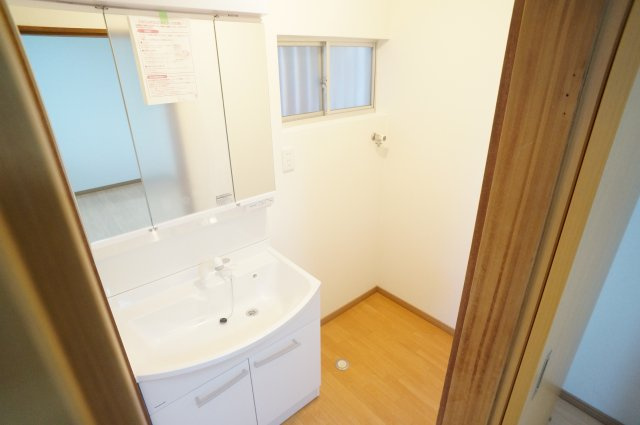 南紀寺町５丁目貸家の洗面所