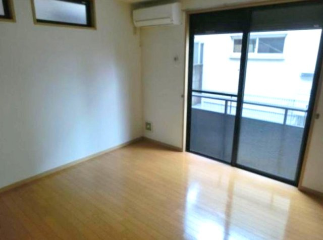 グリーンヴィレッジの居間・リビング