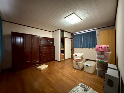 【洋室】 | 北区御津勝尾中古戸建 | 子供部屋にも。