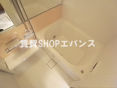 【浴室】 | カサ・デ・トレス | 日々の疲れを癒すお風呂付です
