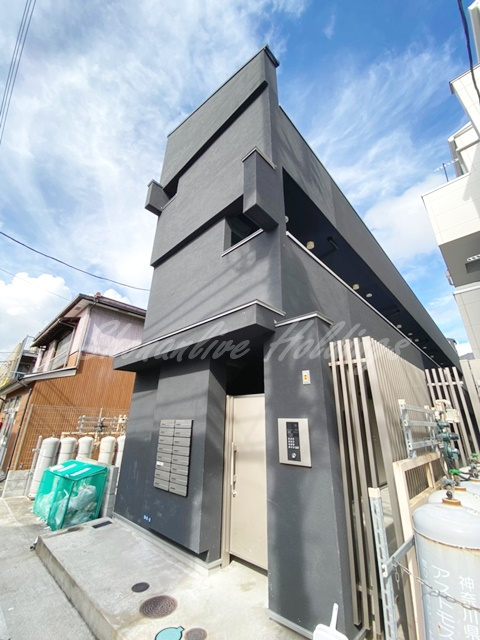 ロワール六浦壱番館