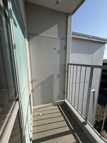 サンフィールド吉川3号棟のバルコニー|テラス収納