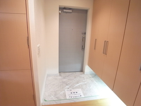 キャッスルプラザ西宮の玄関