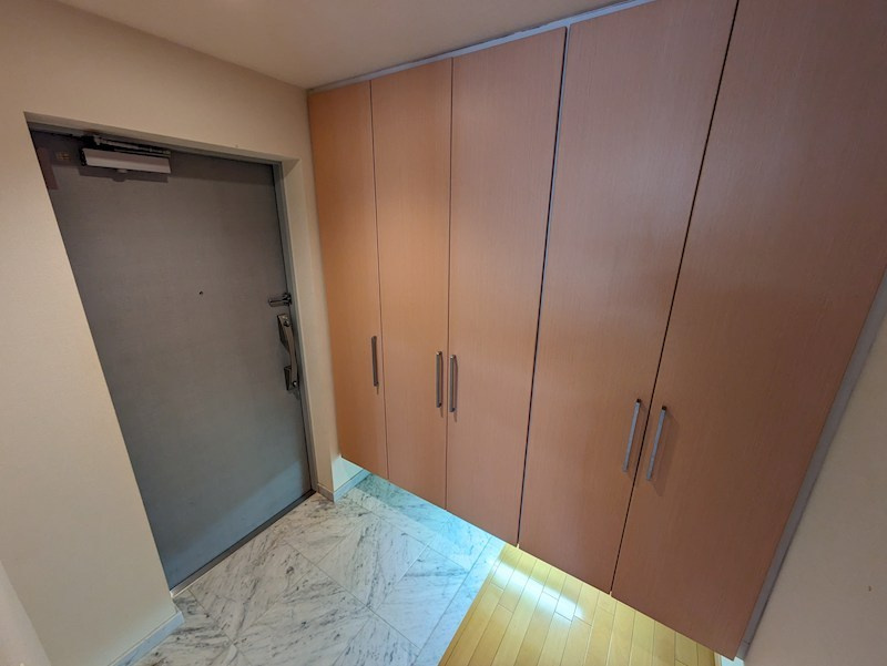 キャッスルプラザ西宮の玄関