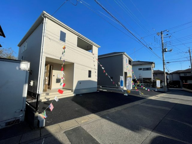 新築戸建・新築建売　熊谷市石原第7　石原小・荒川中の前面道路含む現地写真|車通りも落ち着いているので安心して生活できる環境です！