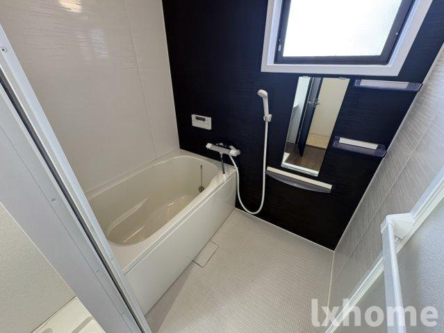 若園ハイツの浴室