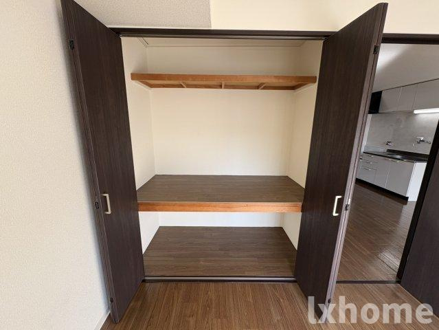 若園ハイツの収納