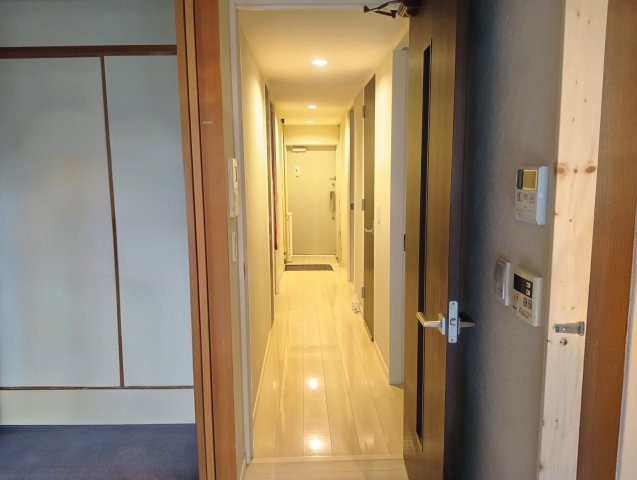 ポレスター玉川上水の内装|ホールです。