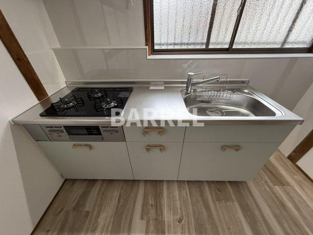 粟生外院２丁目戸建住宅のキッチン