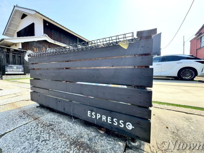 【エントランス】 | ESPRESSO岩塚 | 落ち着いたエントランスです