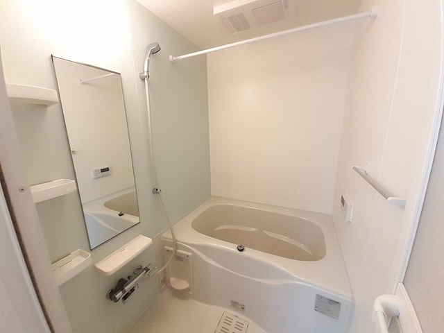 サフィール　Ｄの浴室|バス