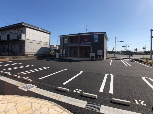 カーサベルデＤの駐車場|駐車場