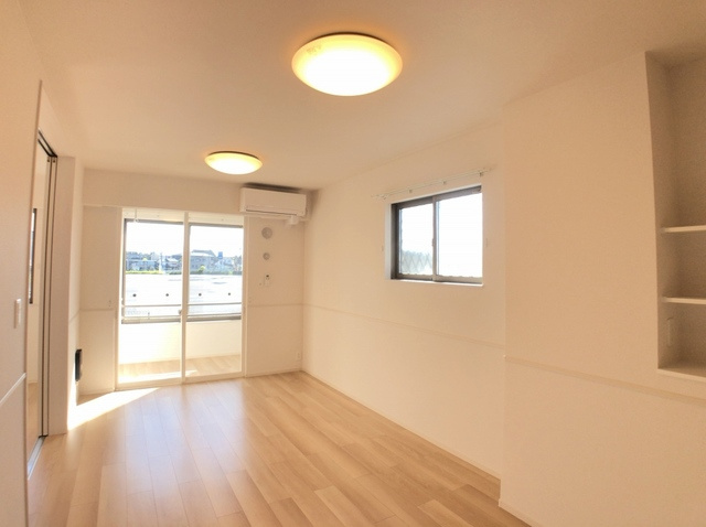 カーサベルデＤの居間・リビング|居室・リビング