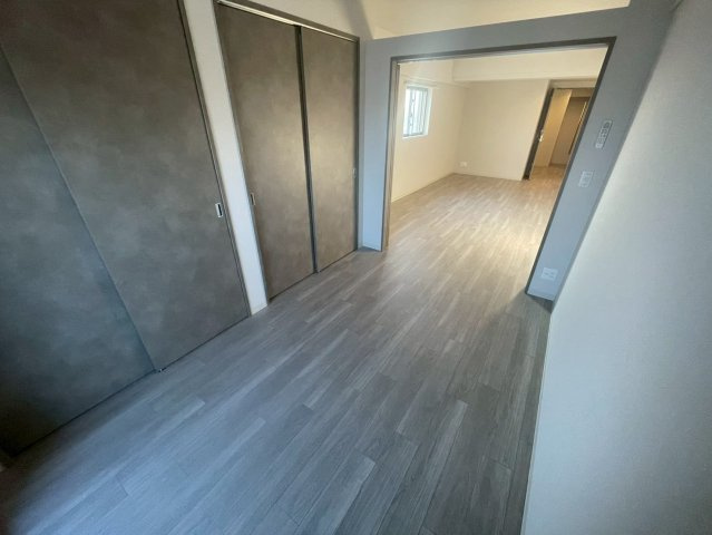 Park Lane Kujoの洋室