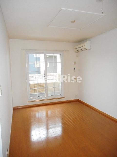 シック・ロジュマンⅠの居間・リビング|居室・リビング