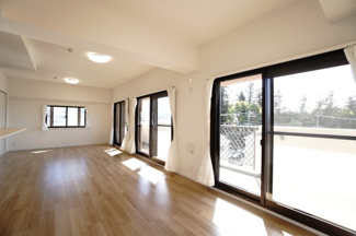 【居間・リビング】 | 【上質リノベ】ヴェルディ川内 | 室内（2026年2月17日10：30頃）撮影