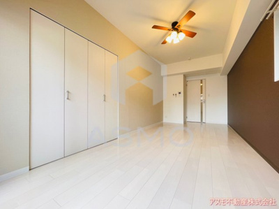 【居間・リビング】 | Luxe天王寺