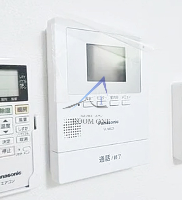 クレールブランシェ西横浜Ｂ号棟のセキュリティ|モニター付きインターホンです。