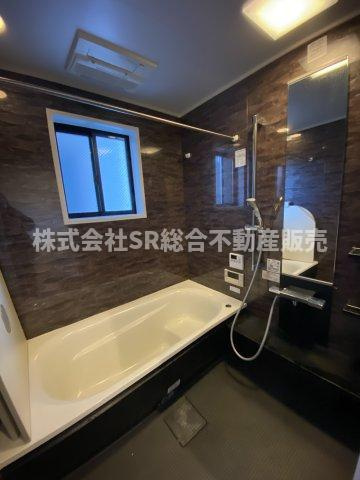 永和3丁目中古戸建の浴室|足を伸ばしてゆったりと浸かれます♪